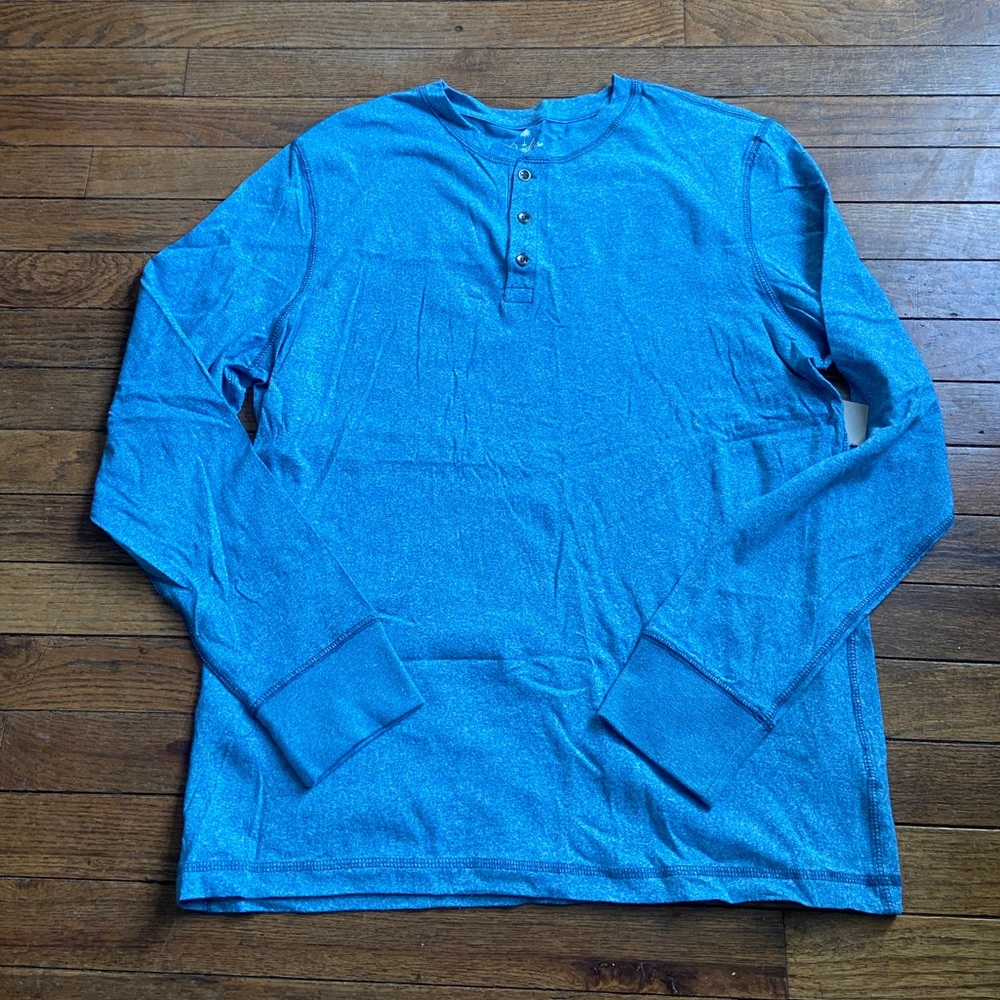 PARADISE COLLECTION: men’s long sleeve tee, three button, never worn